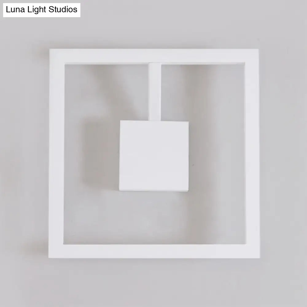White Acrylic Dual-Voltage Metal Wall Light