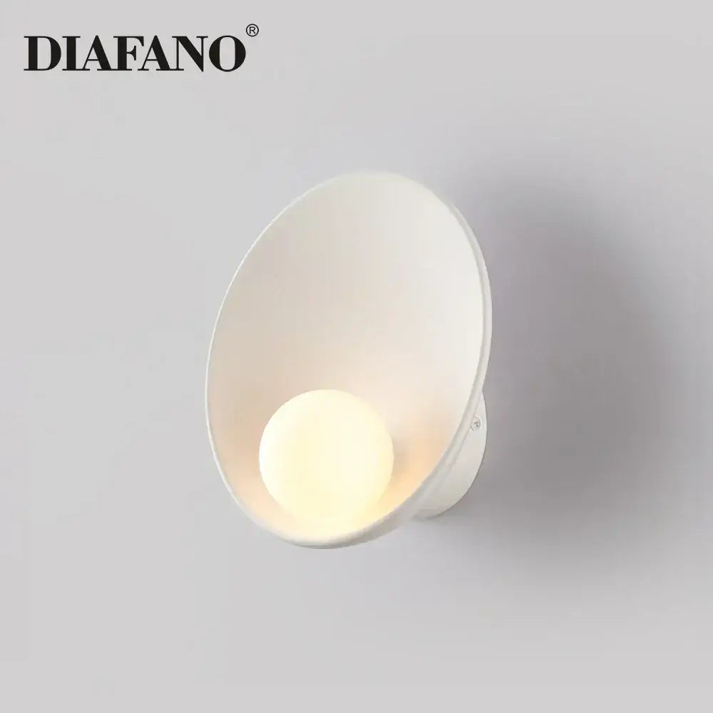 White Ceramic Wall Sconce 6-10W for Bedroom