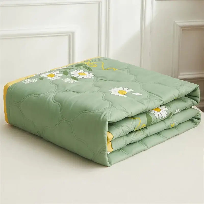 Mint Daisy Quilted Bedding