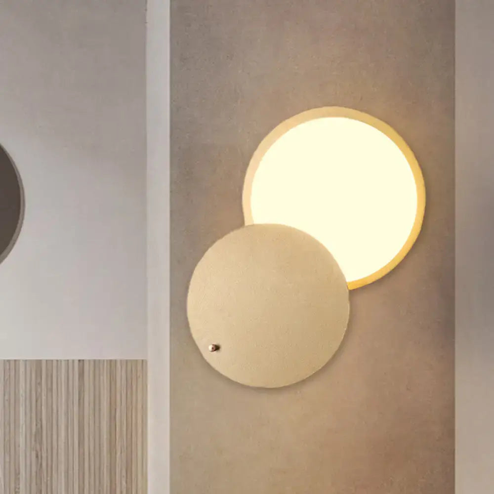 Gold Metal Wall Lamp