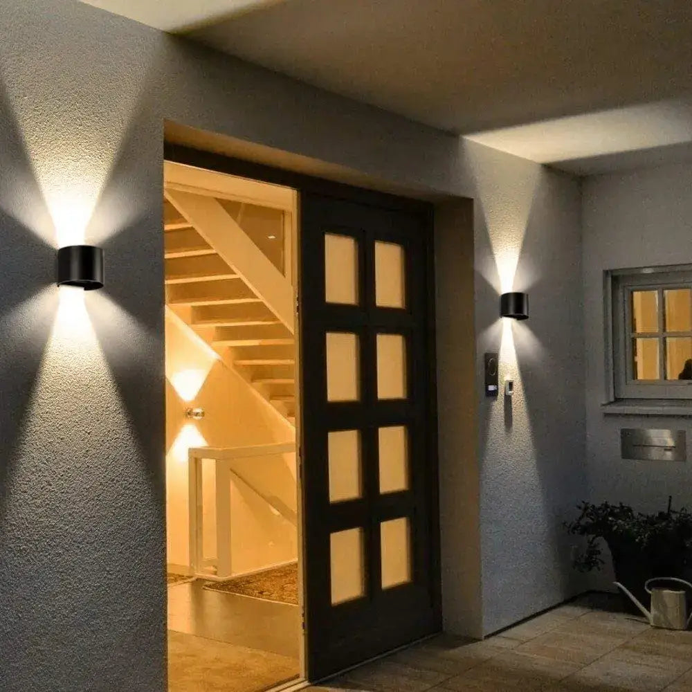 Black Adjustable Aluminum Sconce