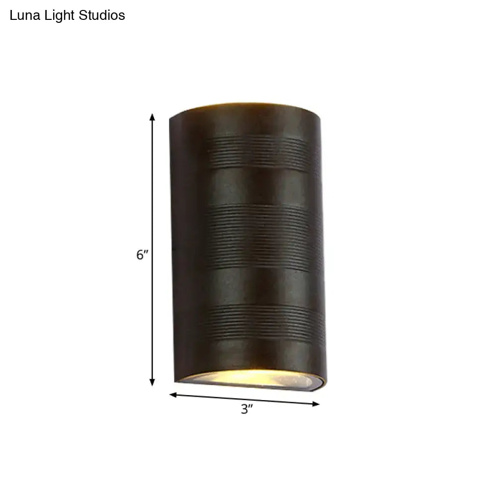 Black Outdoor Half-Cylinder Wall Lamp