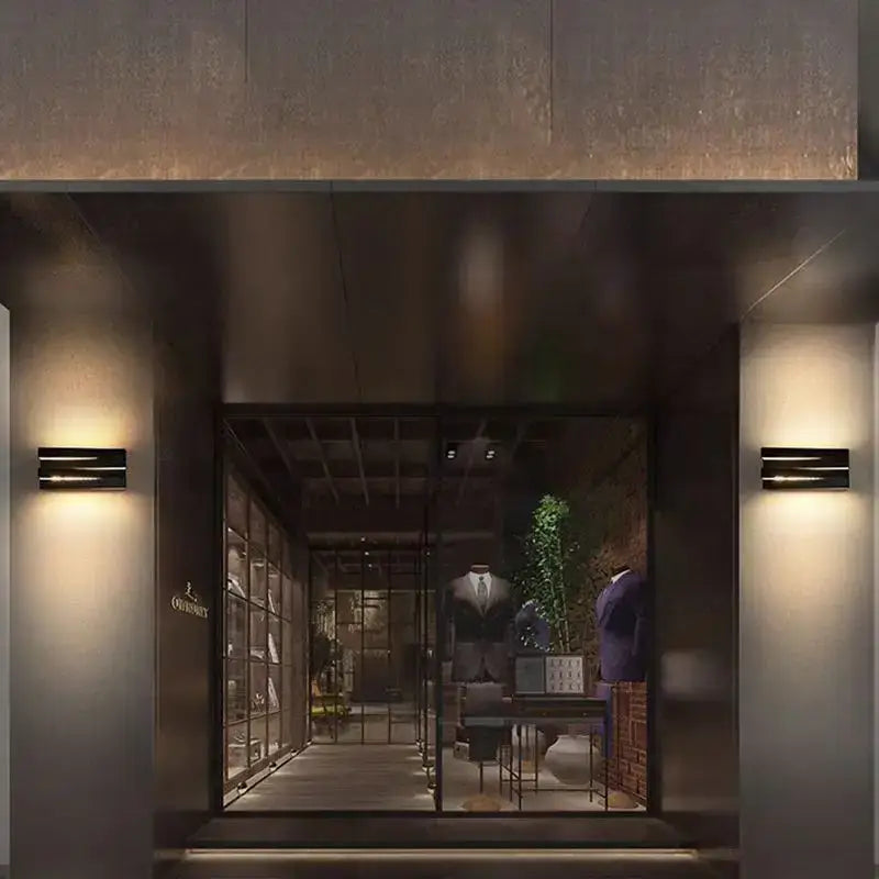 Black Outdoor Wall Lamp