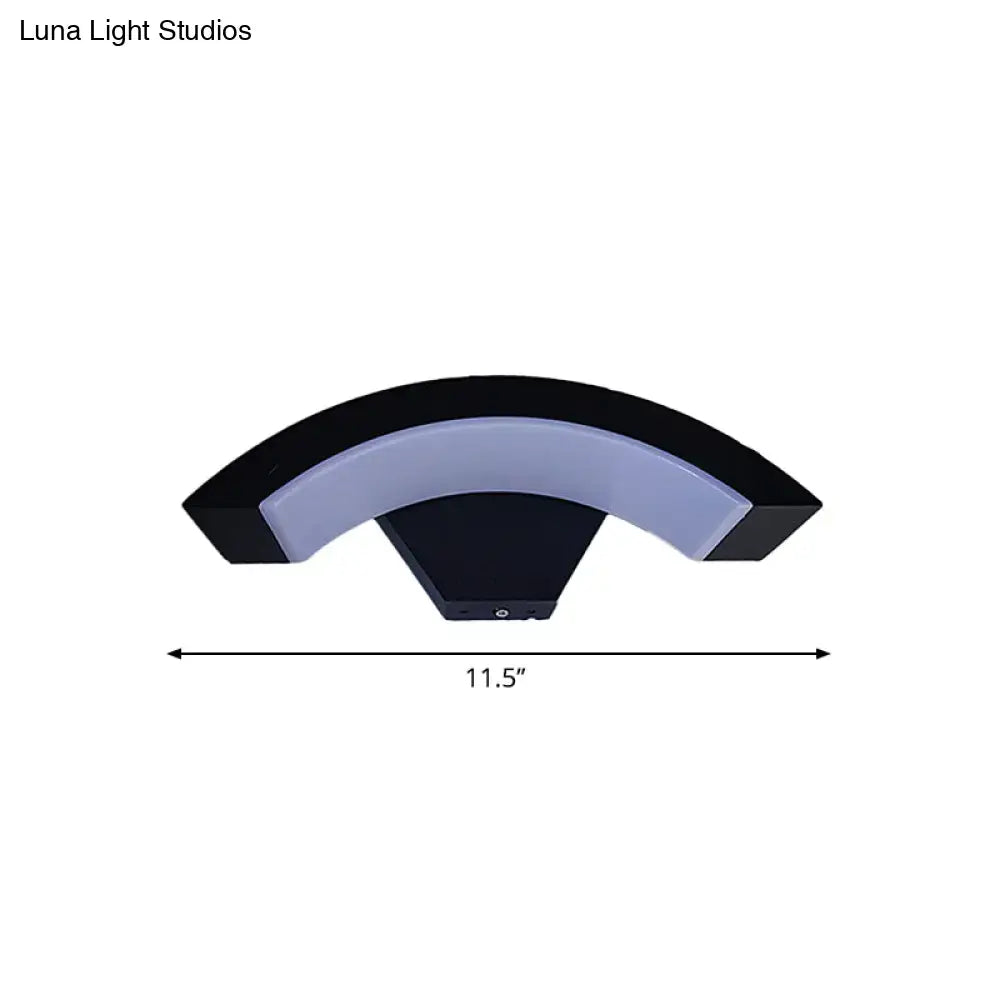 Black Arc Wall Sconce