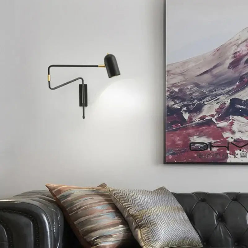 Black Brass Long-Arm Lamp