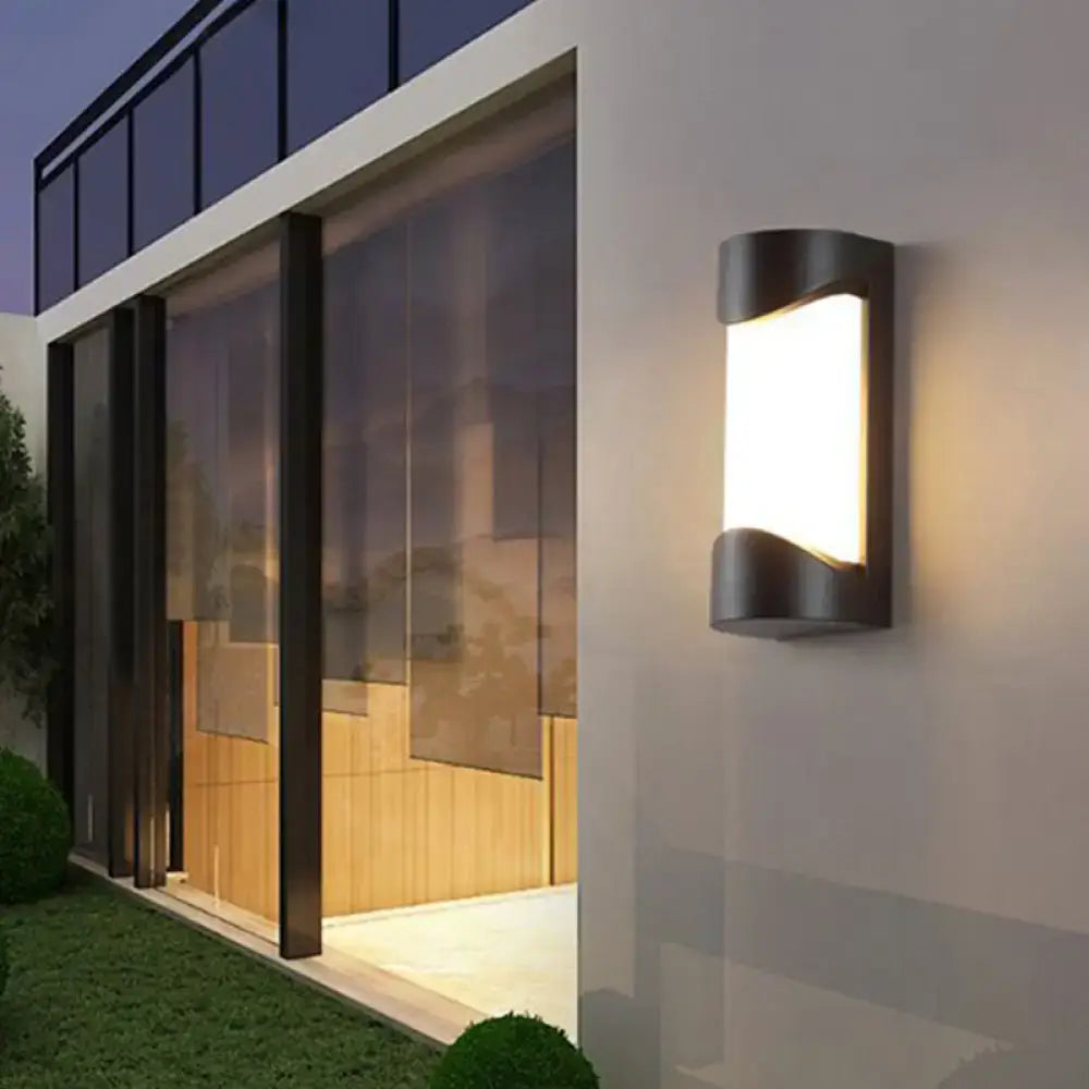 Black Curved Patio Sconce
