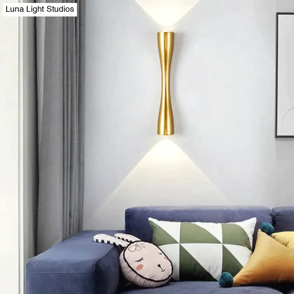 Black Curved IP65 Outdoor Wall Sconce