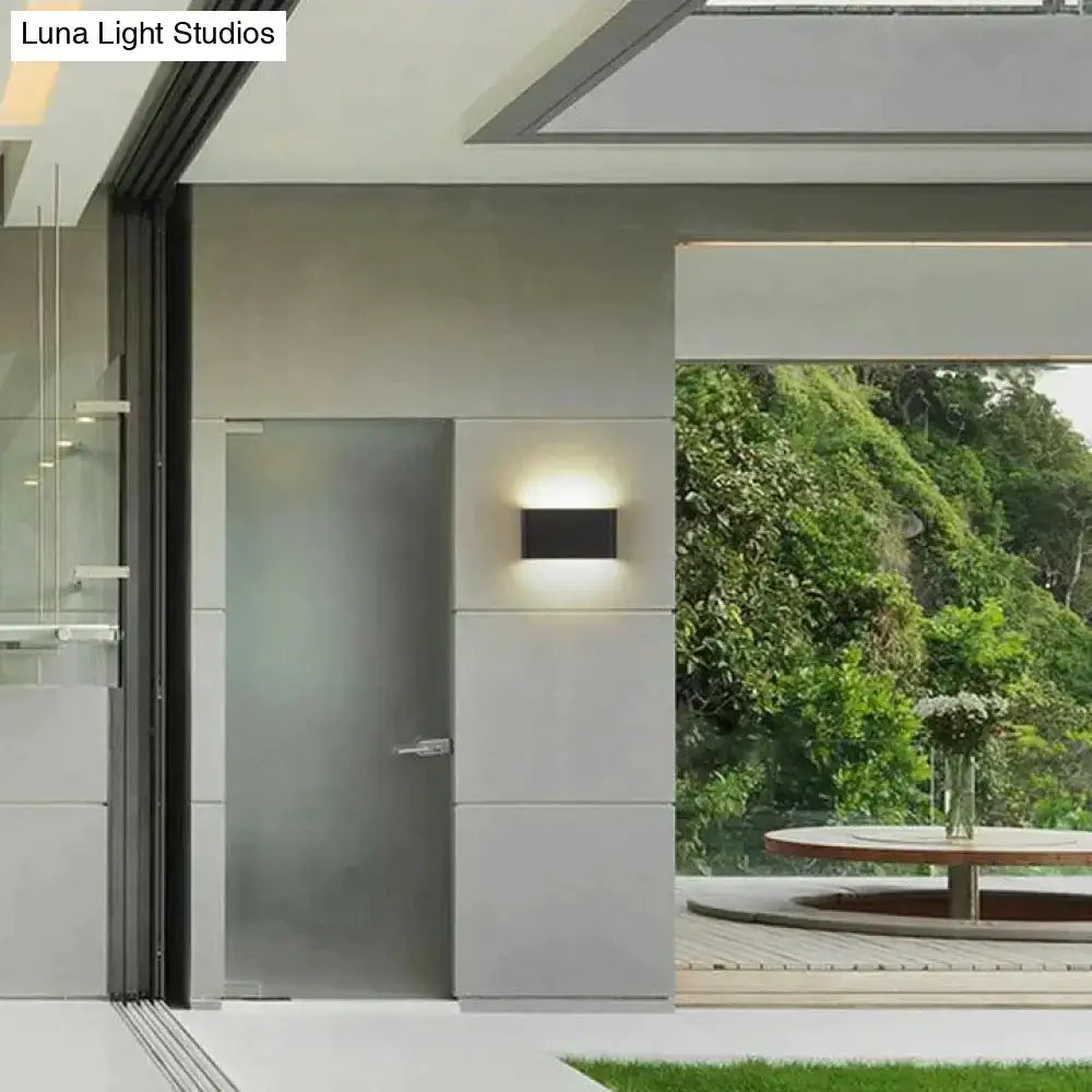 Black Outdoor Wall Light
