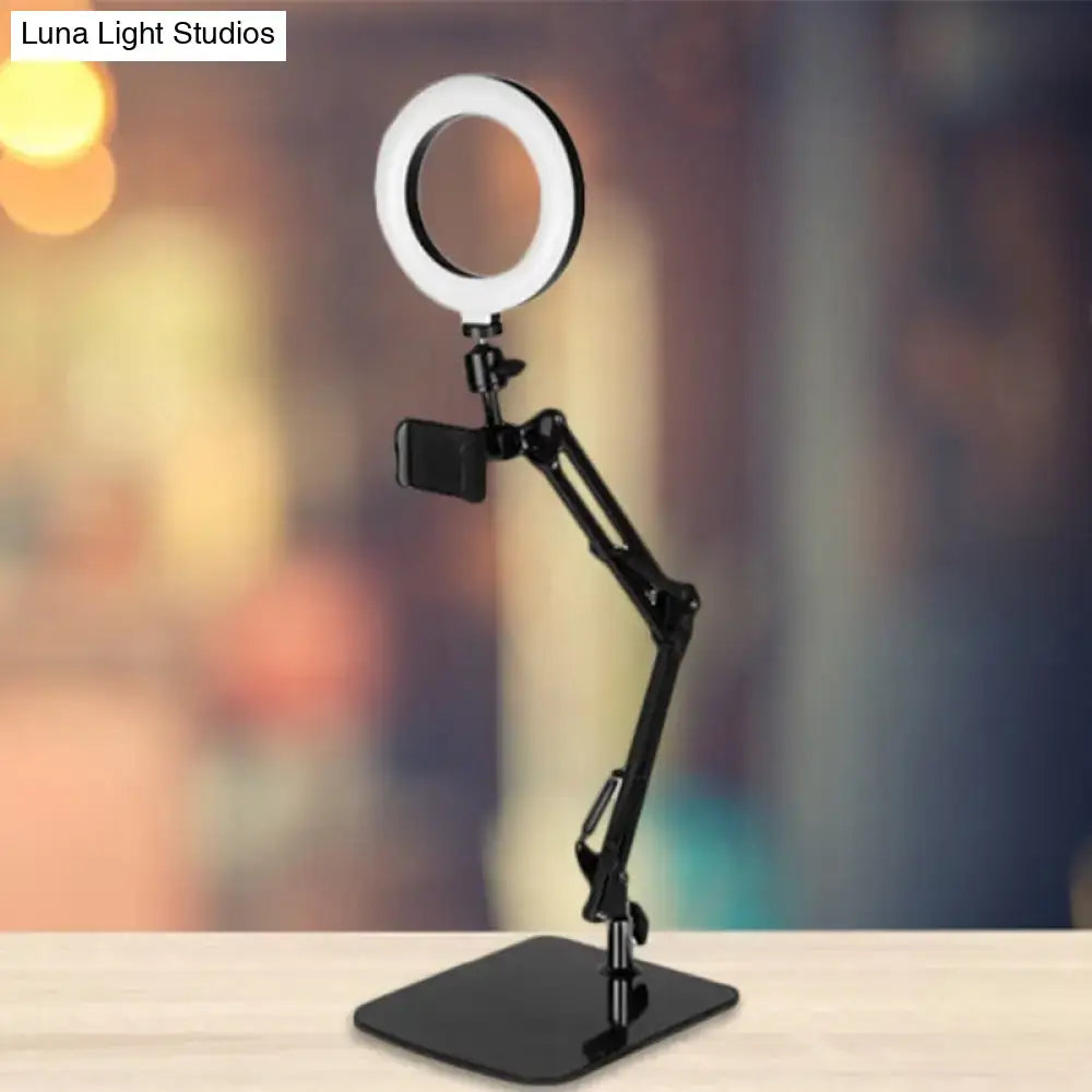 Black Metal Shade Lamp