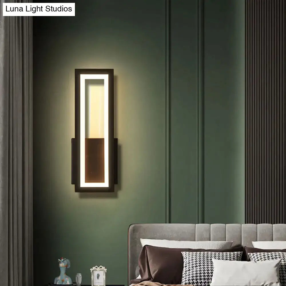 Black Acrylic Compact Bedside Wall Sconce