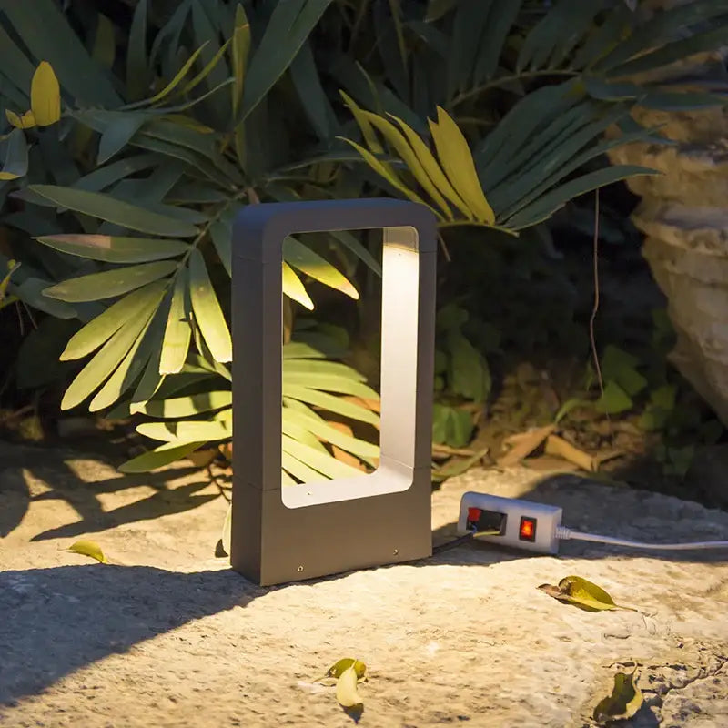 Black LED Lawn Lamp