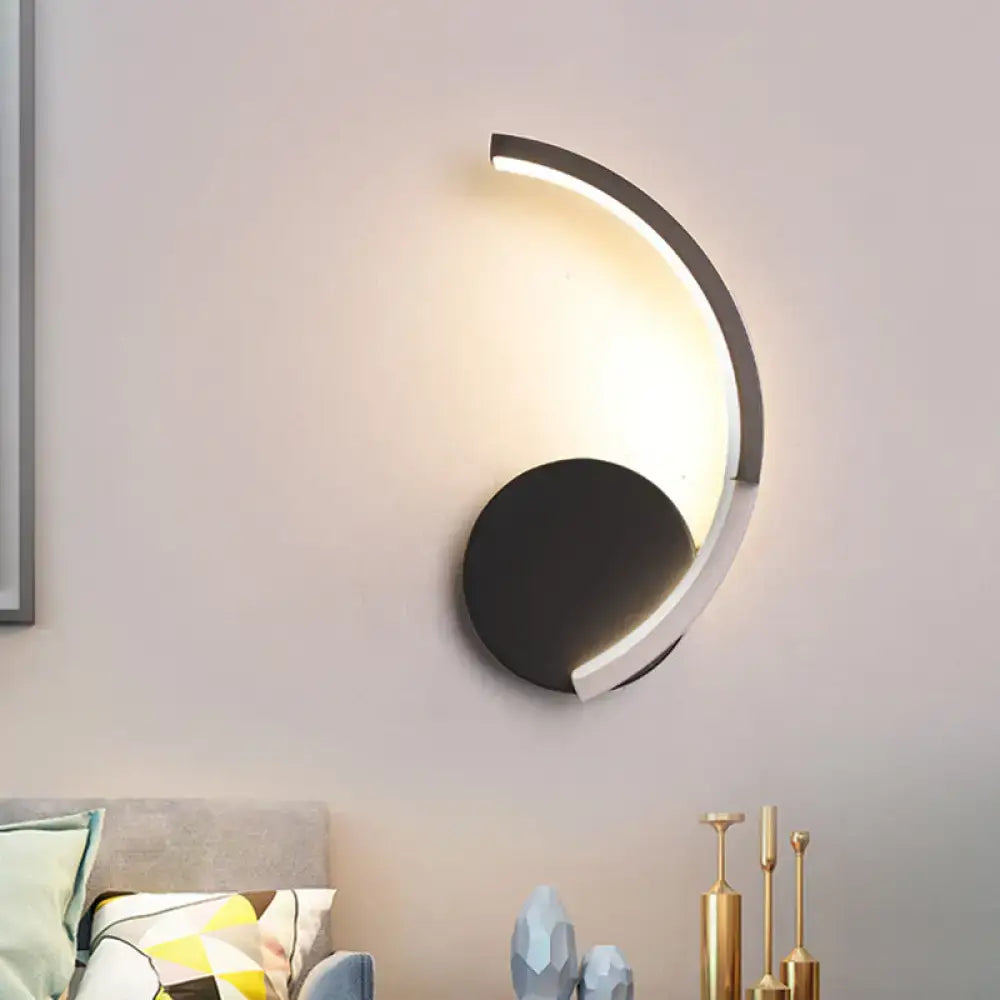 Curved LED Wall Sconce