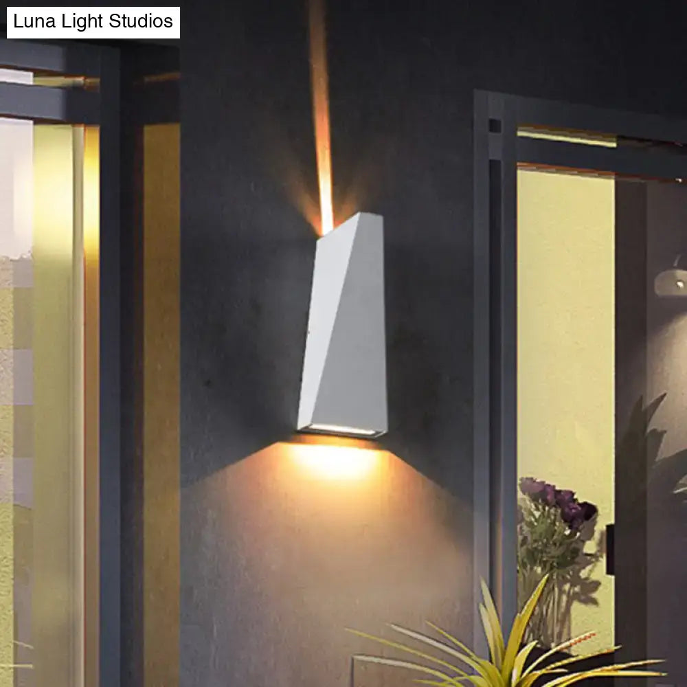 Black Geometric Wall Lamp