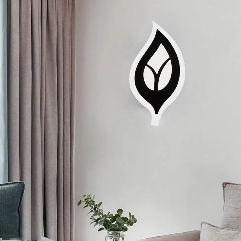 Black Leaf Wall Sconce