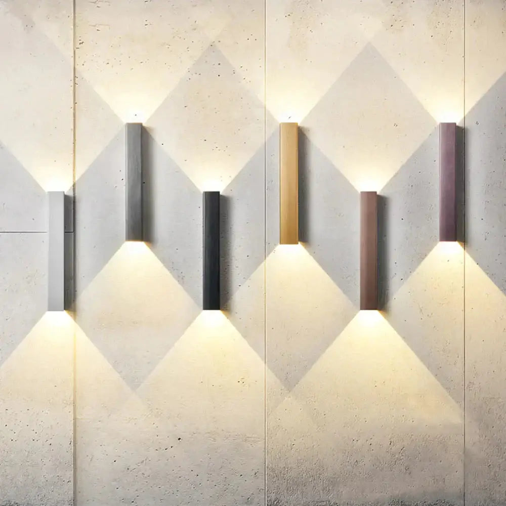 Black Aluminum Wall Sconce