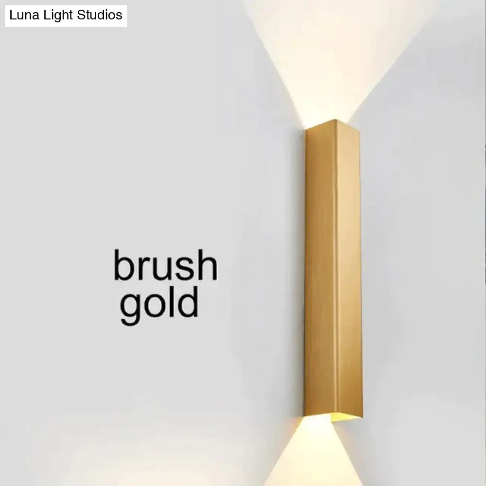 Black Aluminum Wall Sconce