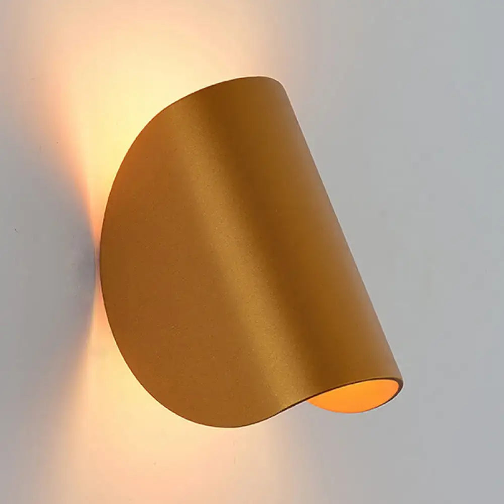 Gold Metal Compact Wall Sconce