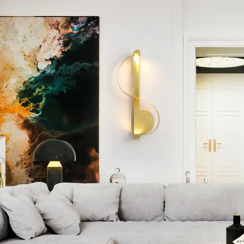 Gold Curved Wall Sconce Aluminum Build