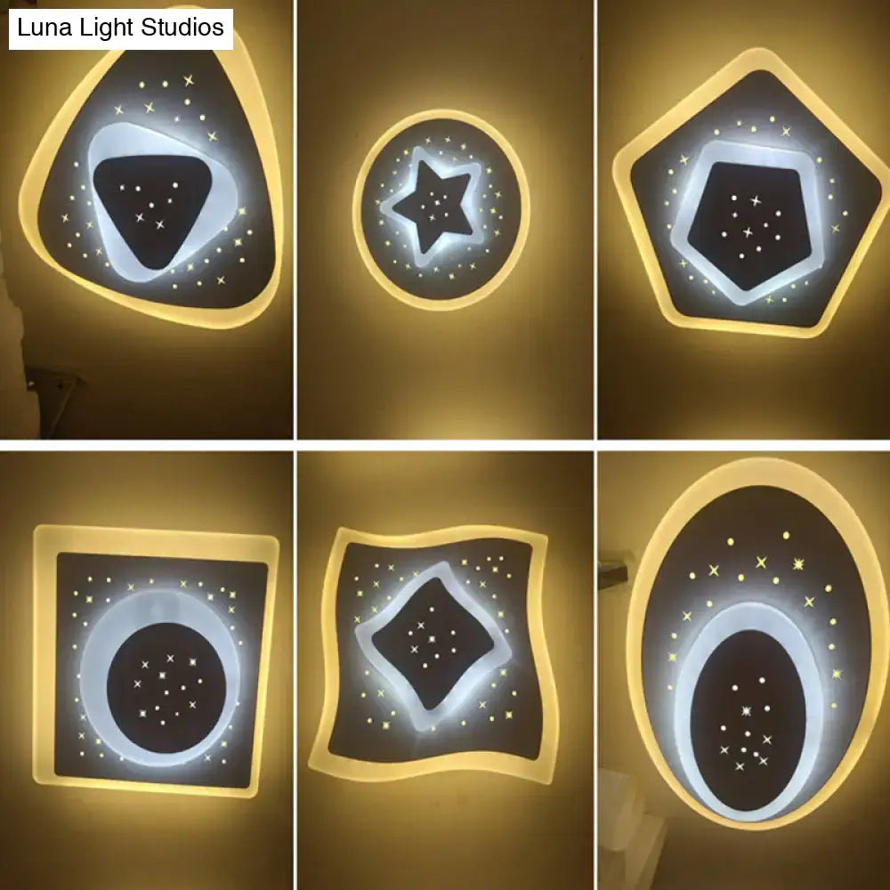 Gold Heart Pendant Wall Light