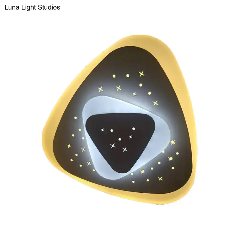 Gold Heart Pendant Wall Light