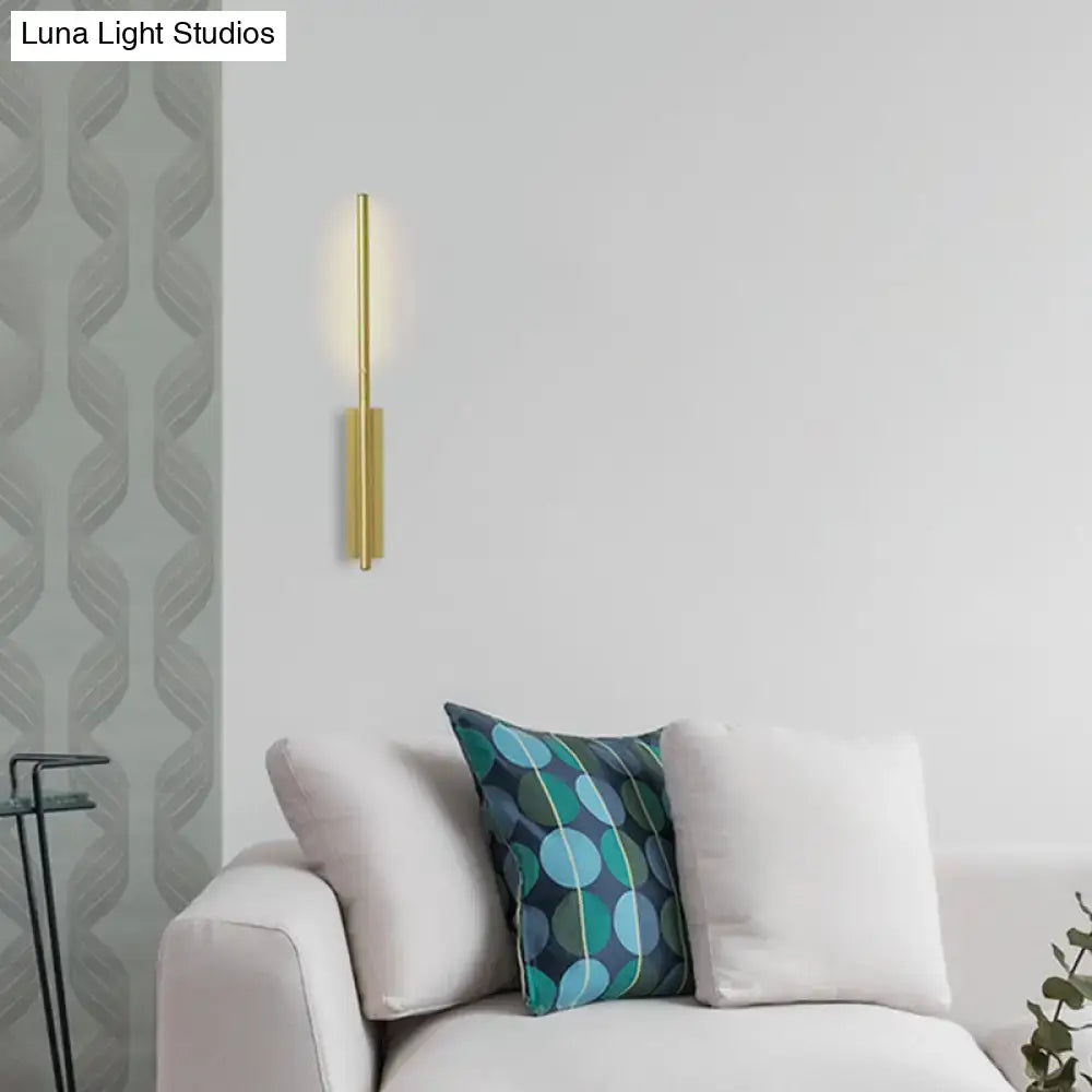 Gold Linear Reading Nook Sconce