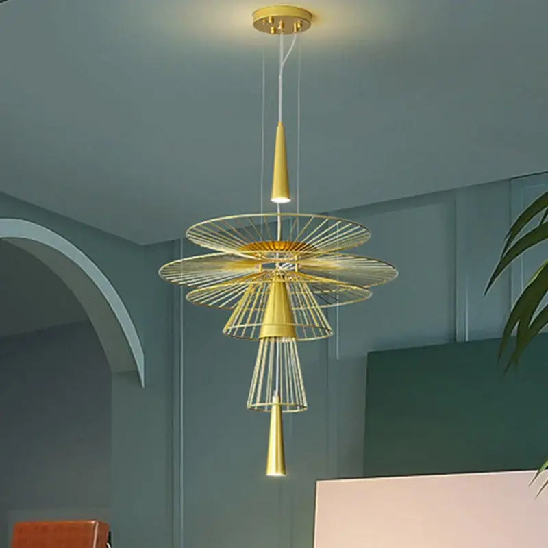 Gold Wireframe Suspension Lamp