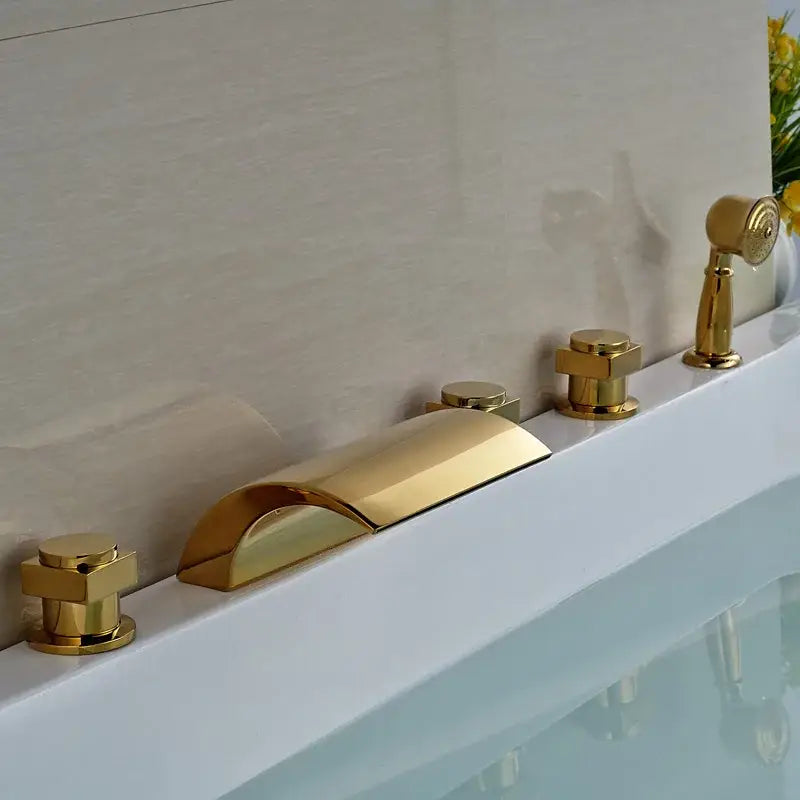 Gold Brass Bathtub Faucet
