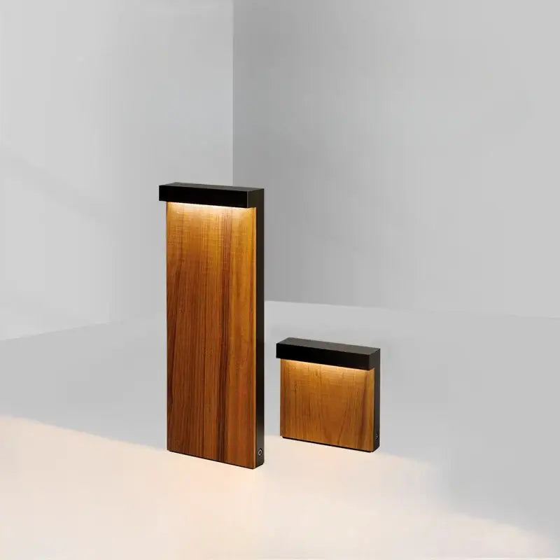 Wood Grain Pathway Light
