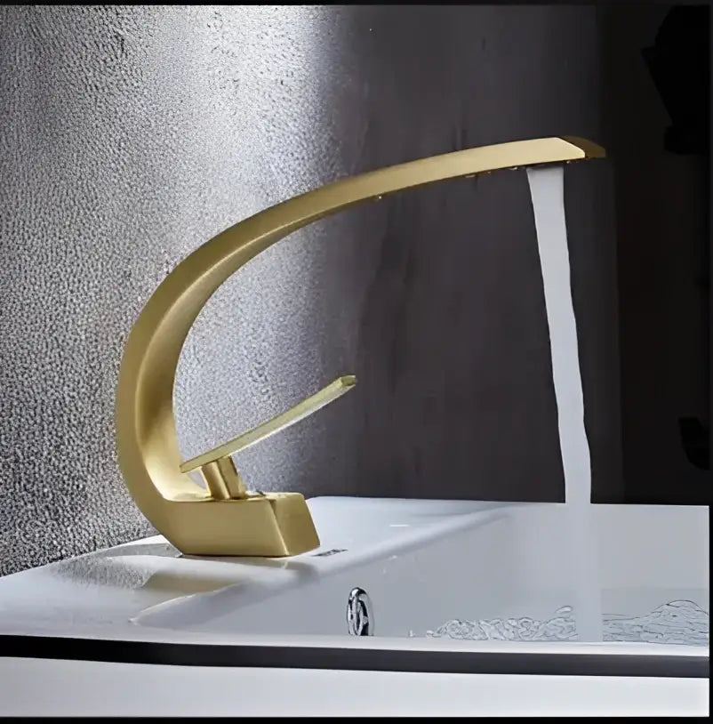 Black Gold Basin Faucet Single-Handle Design