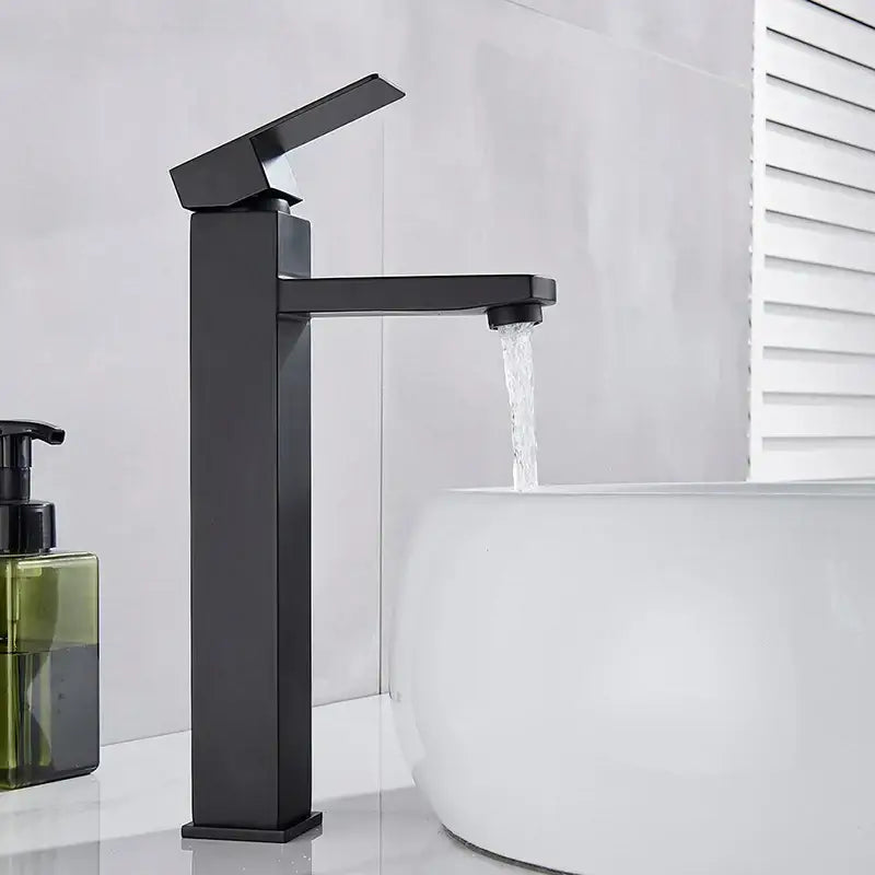 Black Rectangular Basin Faucet