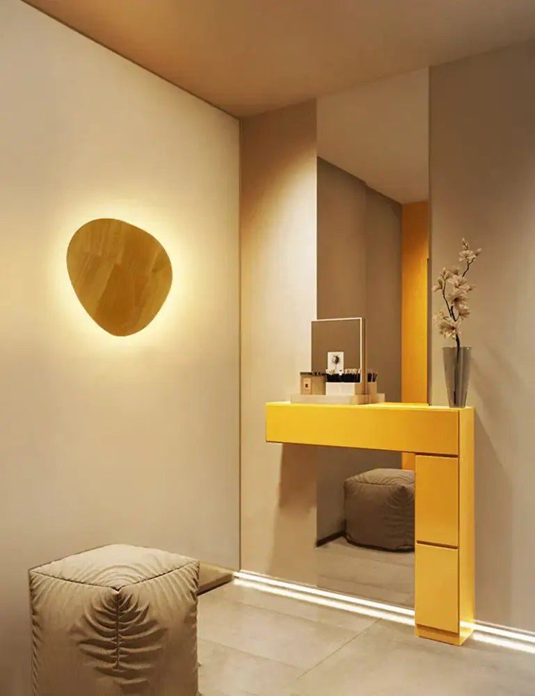 Round Wooden Wall Lamp