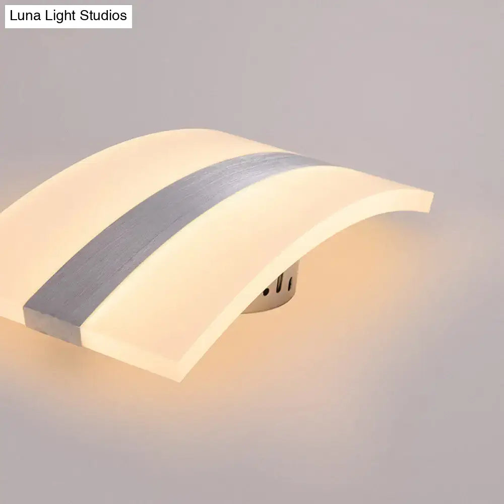 Metal Oval LED Sconce