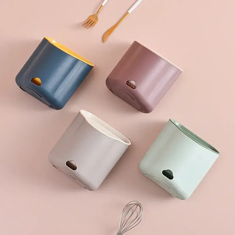 Wavy Plastic Cutlery Holder