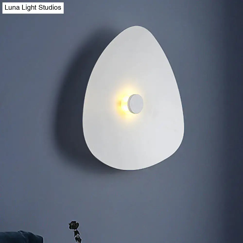 White Flaky Acrylic Sconce Glossy Three-Size