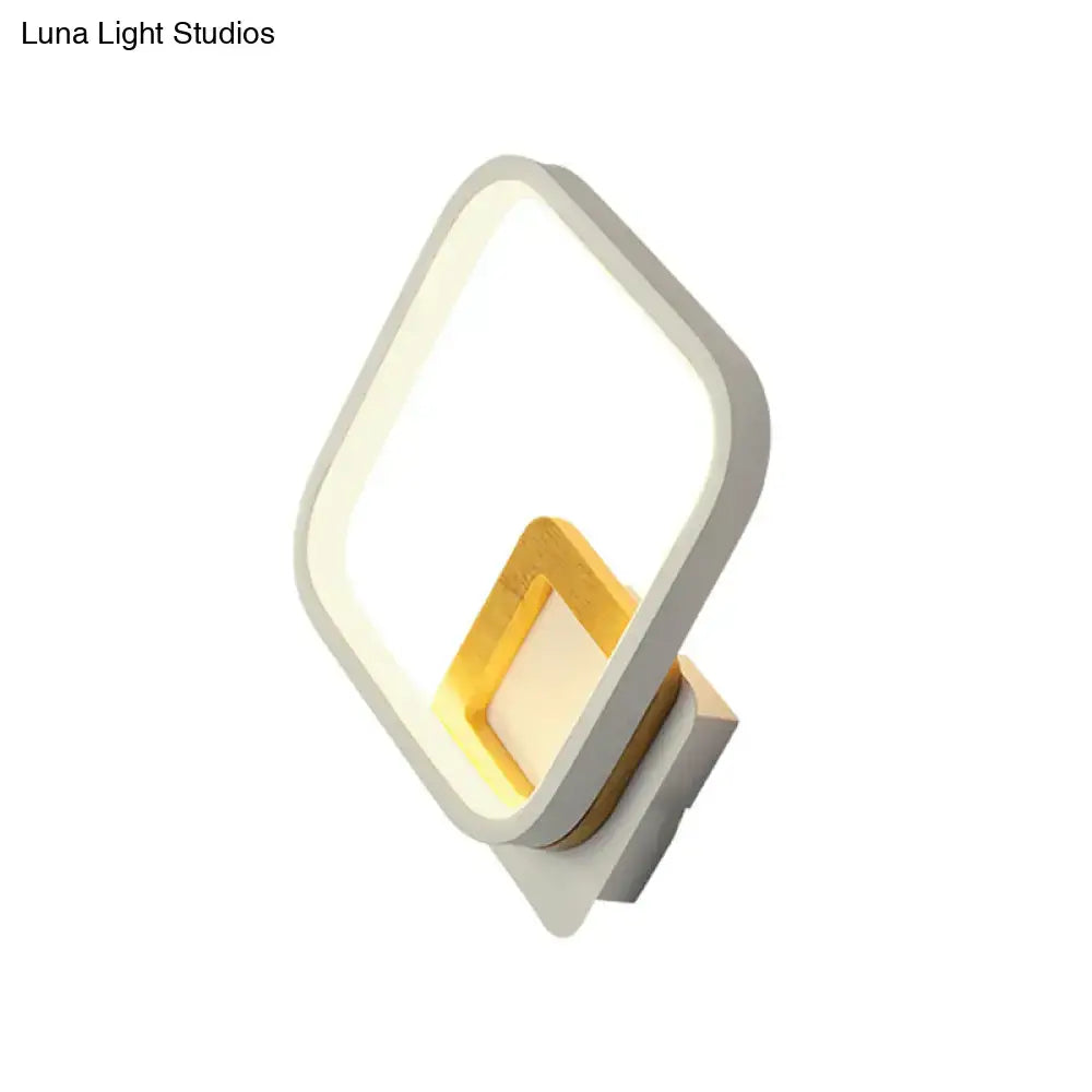 White Metal Minimalist LED Wall Sconce