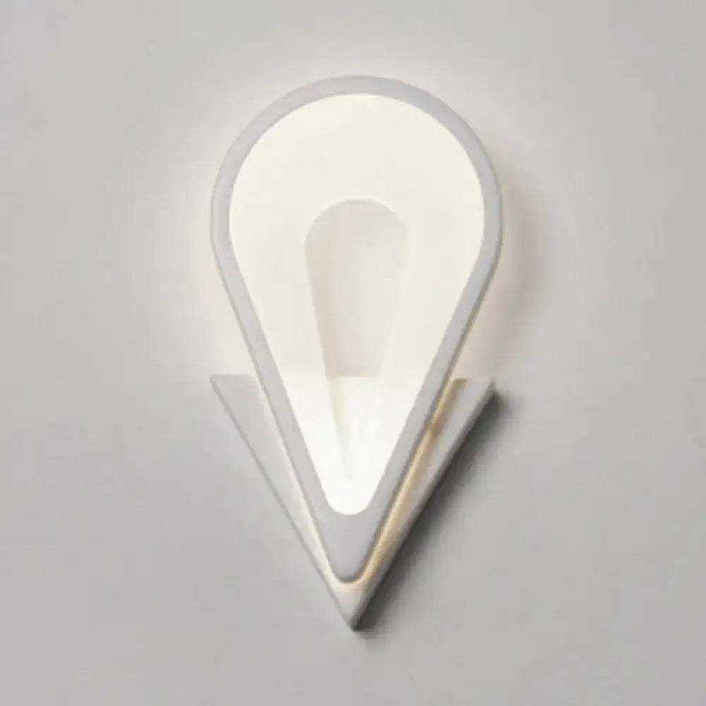 White Heart LED Sconce