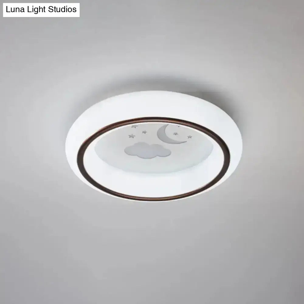 White Balloon Ceiling Light