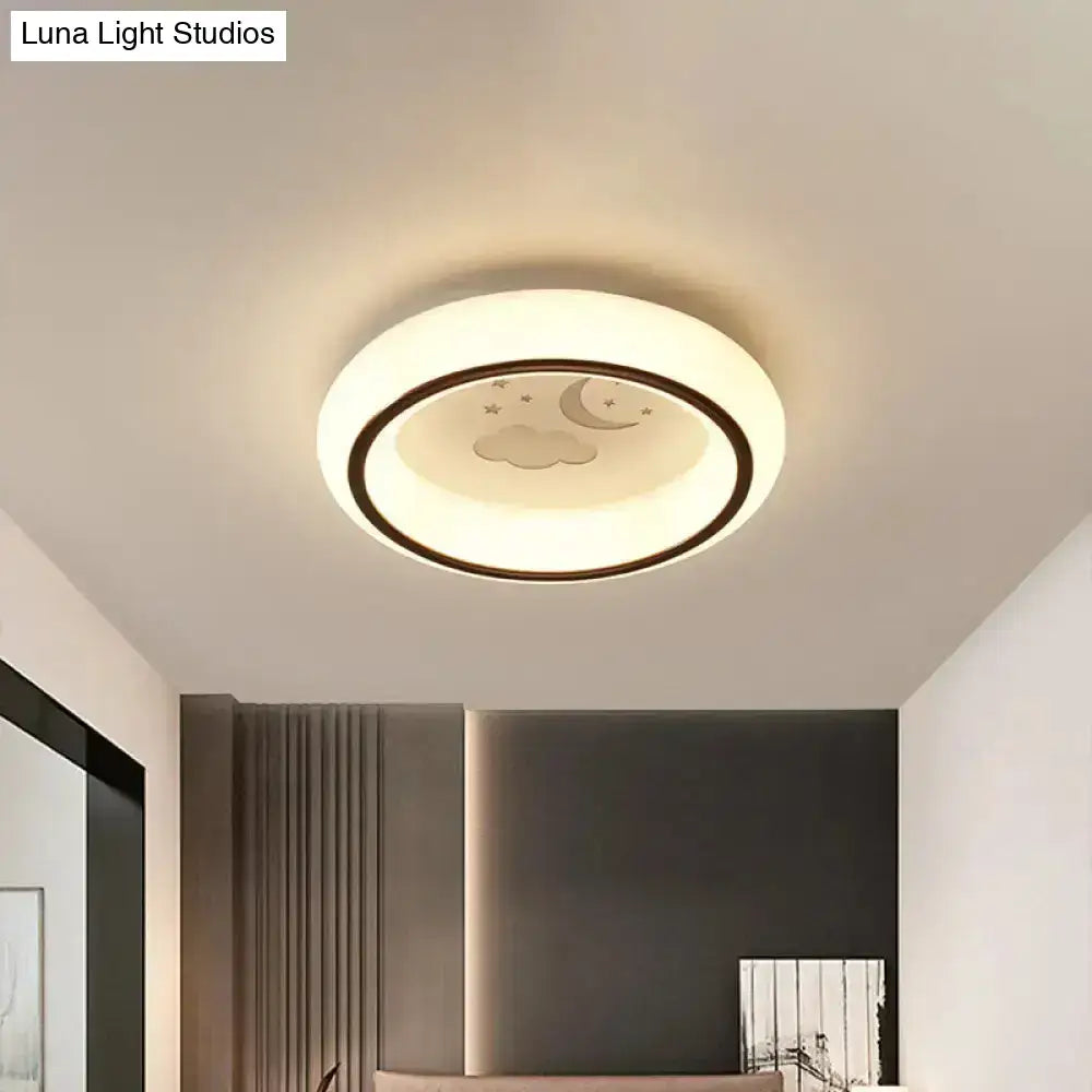 White Balloon Ceiling Light