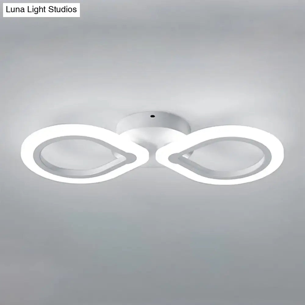 White Interlocking Ring Wall Light