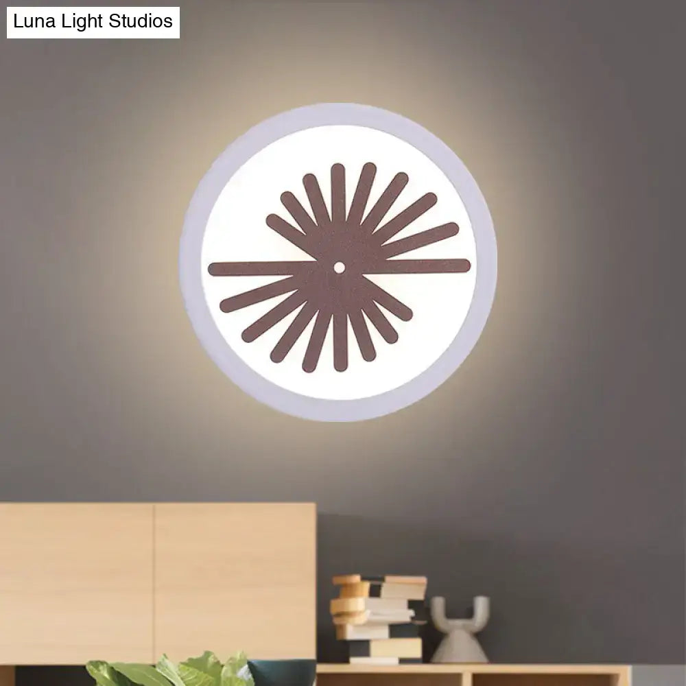 White Leaf Wall Light