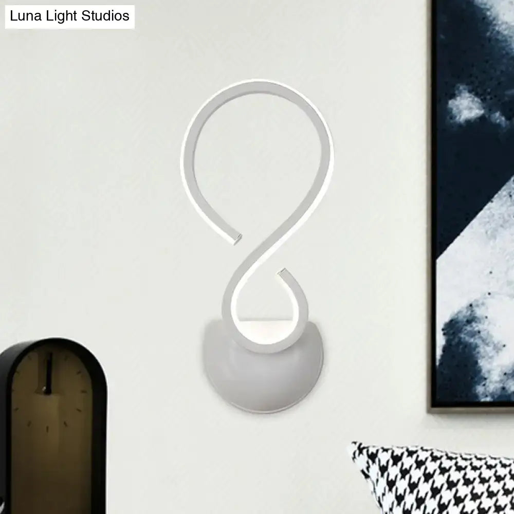 White Twist Wall Lamp