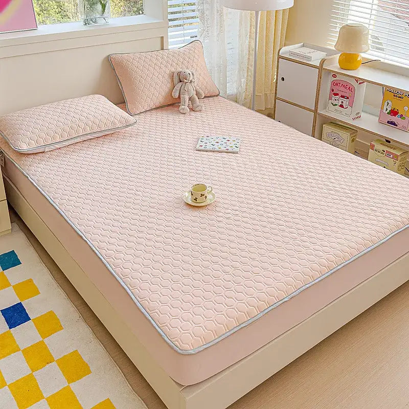 Latex Quilted Fitted Sheet
