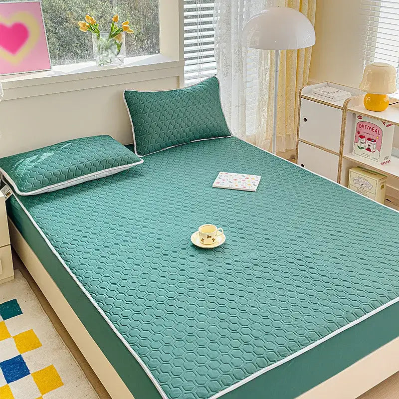 Latex Quilted Fitted Sheet