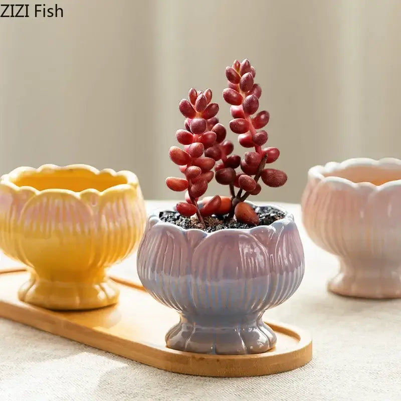 Gradient Lotus Ceramic Pot