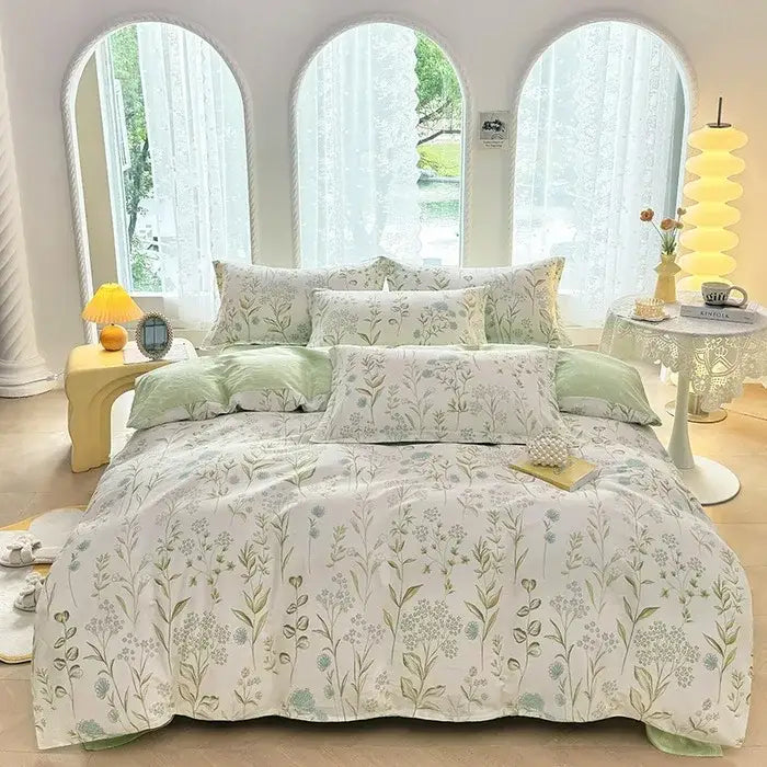 Floral Cotton Bedding Set with Satin Finish