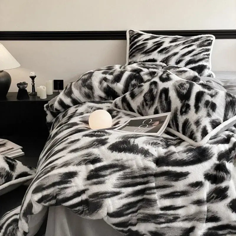 Leopard Rabbit Hair Bed Set