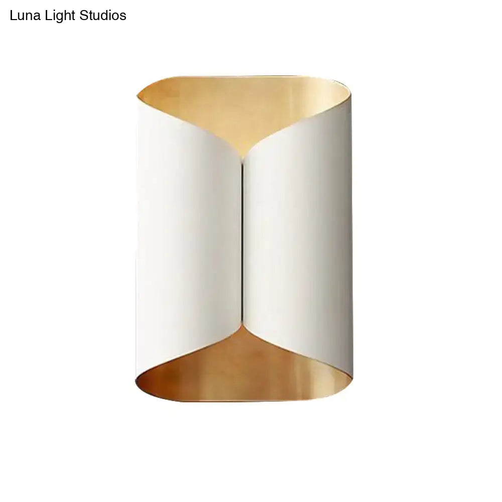 Black Roll Metal Wall Lamp