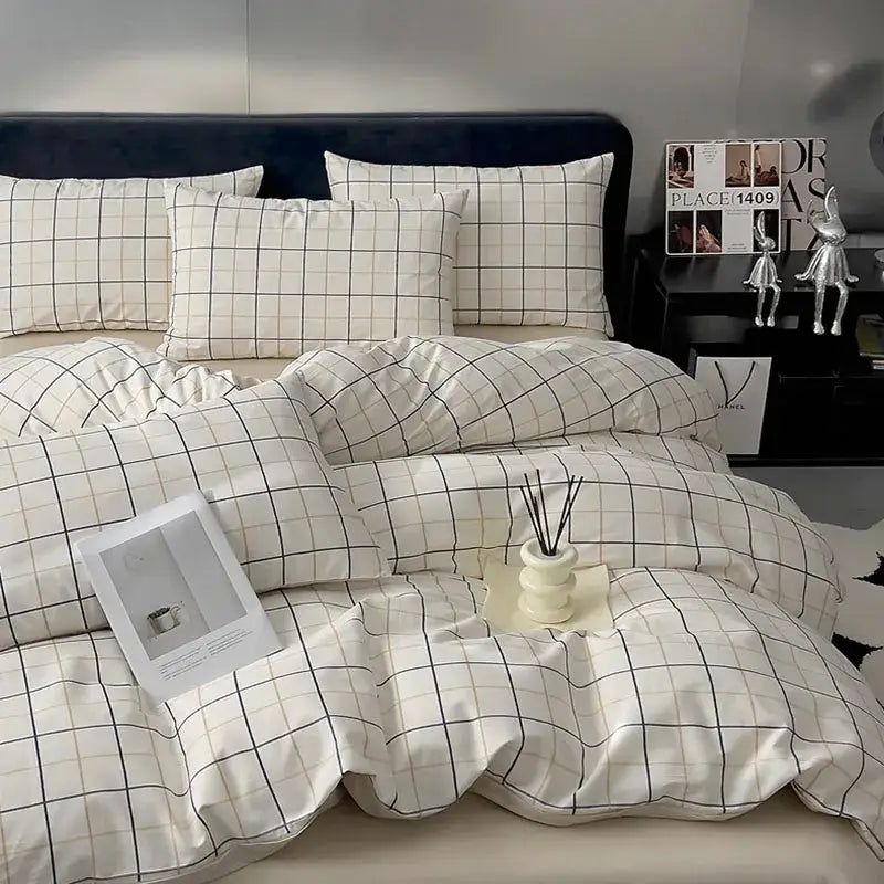 Cream Geometric Bed Set