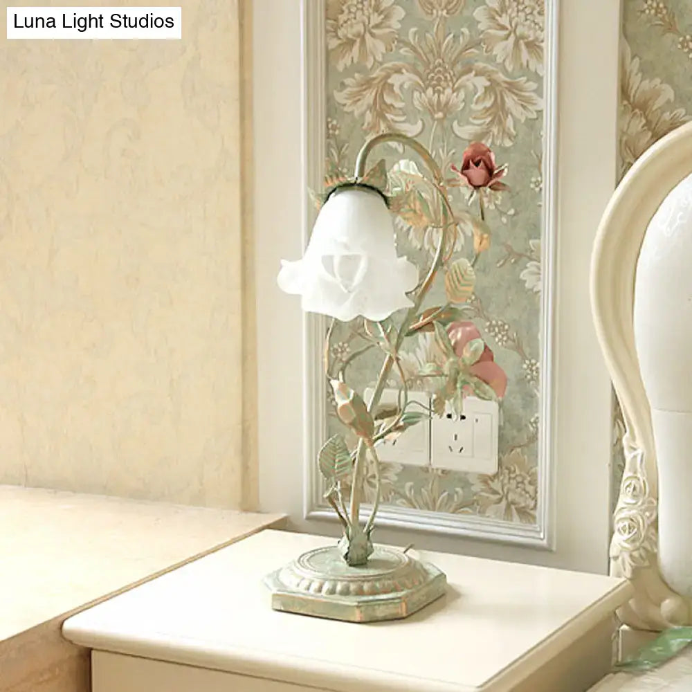 Green Rose Table Lamp