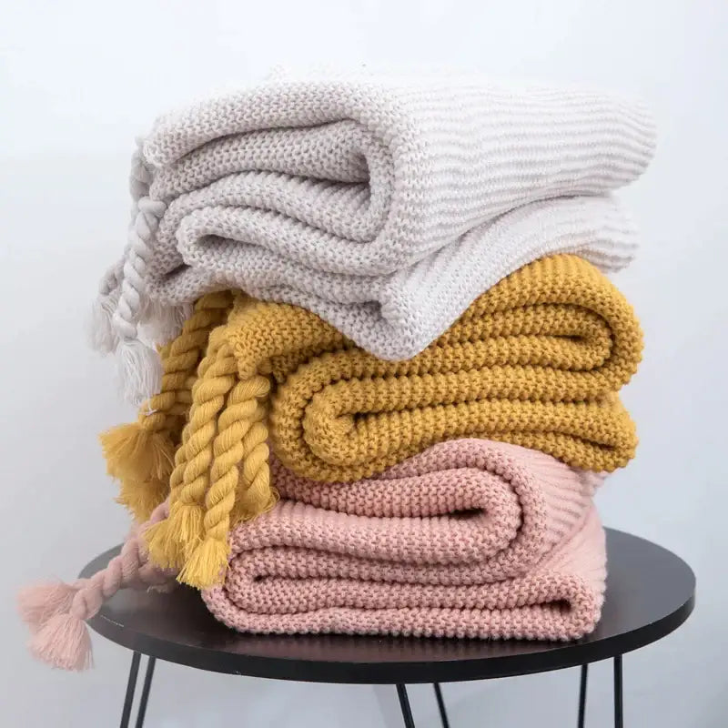 Plaid Knit Throw Blanket